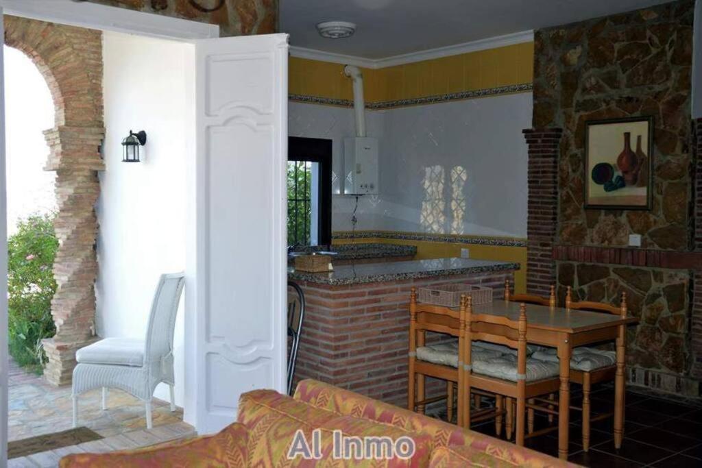 Las Palmeras - Ein Stueck Vom Paradies - Behagliches Haus Mit Pool Альгодоналес Экстерьер фото